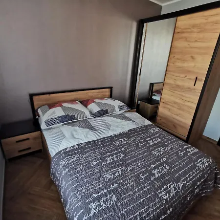 Apartament Ewart Ii דירה *